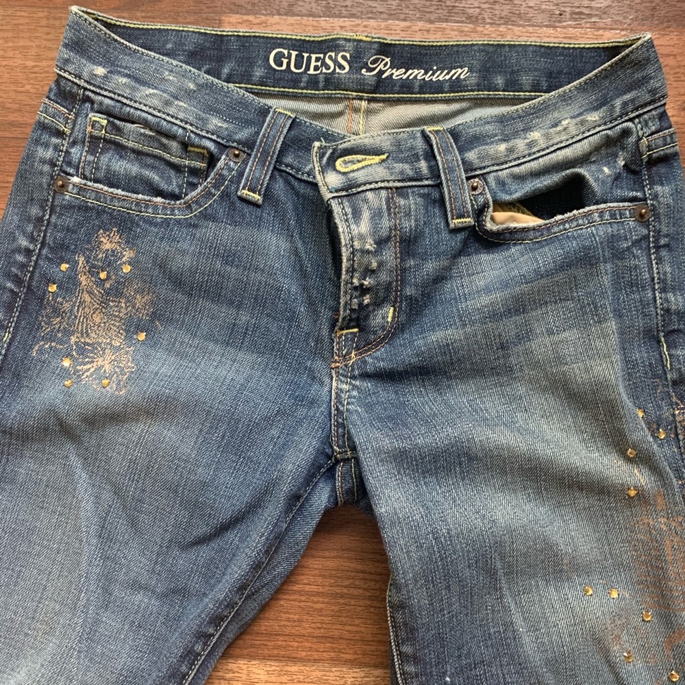 Guess Jeans